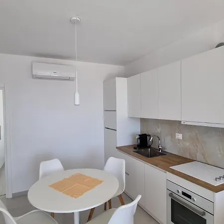 Διαμέρισμα Toni Σαράντα