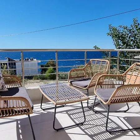 Toni Διαμέρισμα *